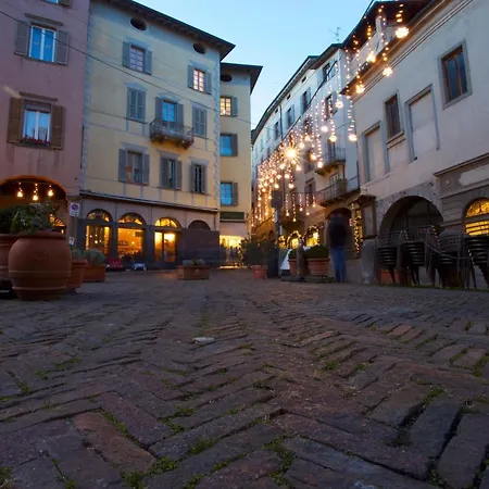 Piazza Vecchia ברגמו